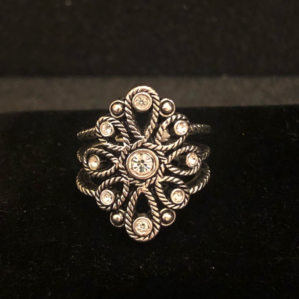 Premier Designs - Naomi ring size 7